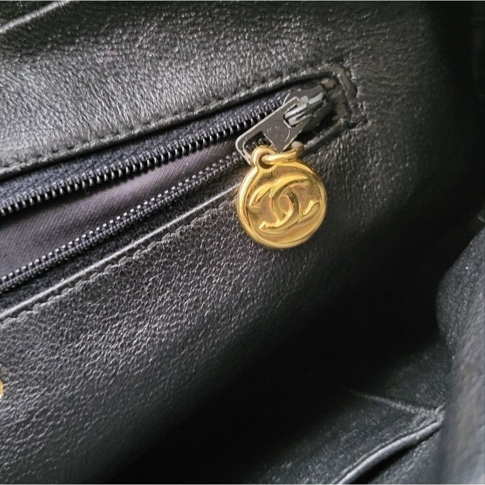 Authentic Vintage Chanel Large Bijou Strap Shoulder Camera CrossBody Bag Purse - Picture 4 of 16
